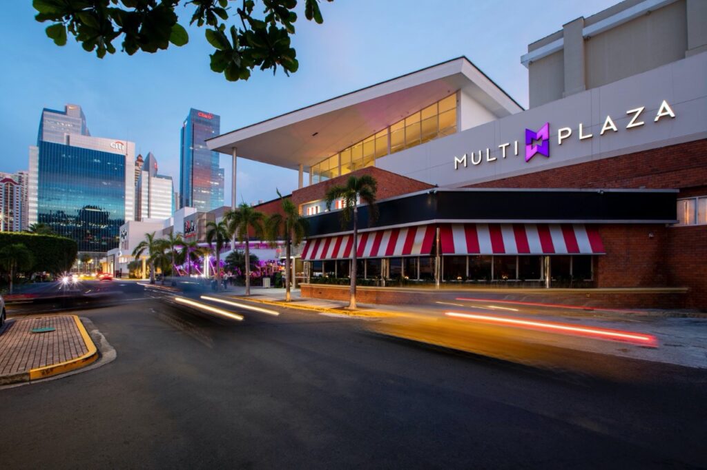Multi plaza panama
