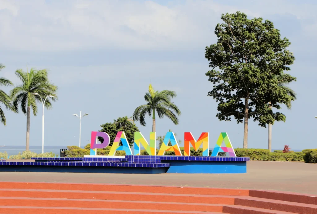 Panorama city panama skyscrapers buildings panama
