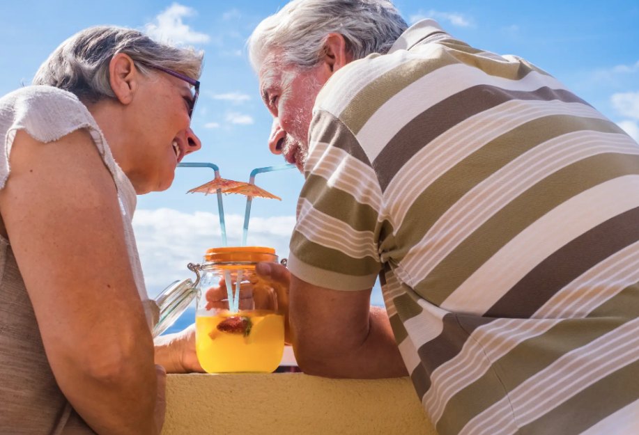 Retired couple enjoying a tropical vacation in Panama